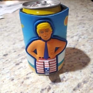 Trump Koozie with moving flag!!